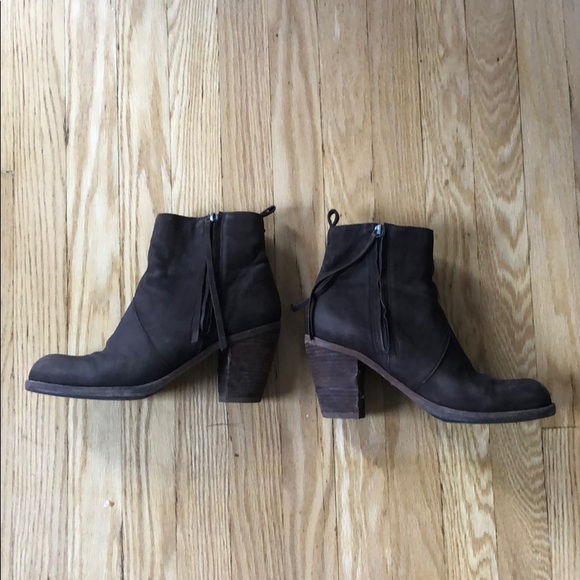 Boots - Picture 2 of 2